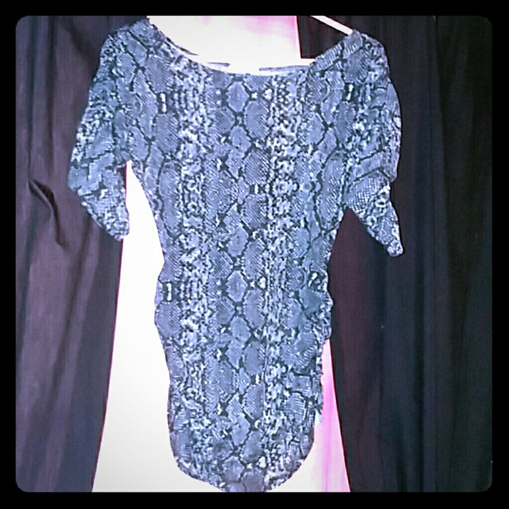3/4 sleeve top